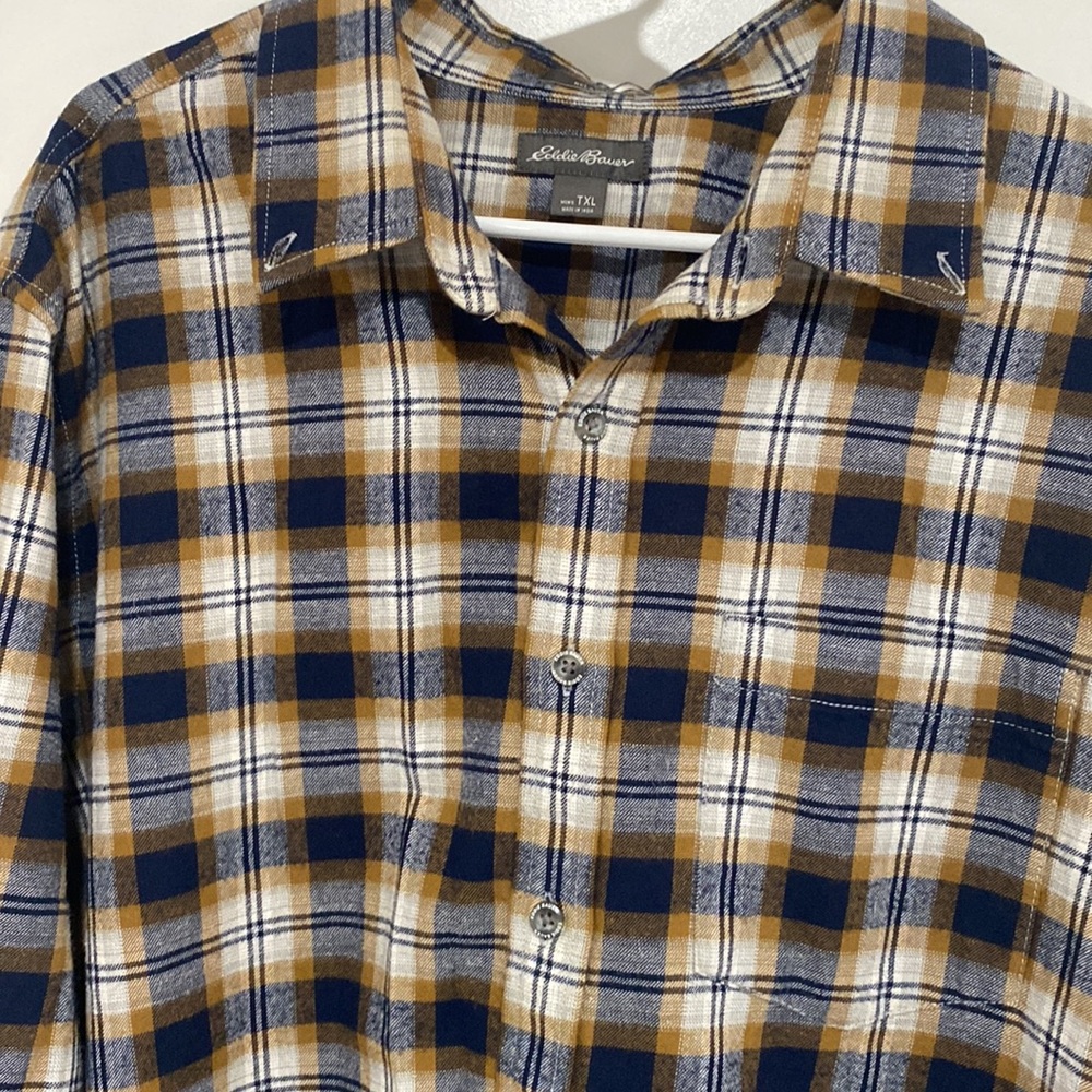 Flannel - Picture 2 of 3